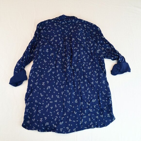 GAP Print Utility Drapy Boyfriend Shirt Tiny Heart White Blue New Large - Picture 7 of 7